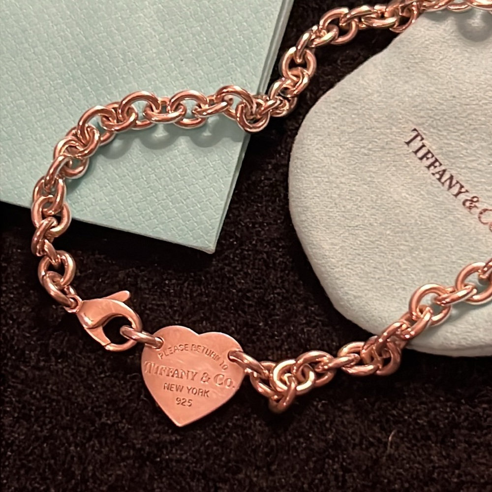 Return to Tiffany Heart Tag Choker Necklace - Picture 2 of 5